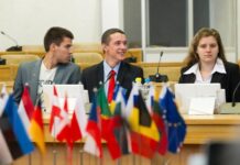 Užpalėnas dalyvavo projekte „Moksleiviai – į Vyriausybę“