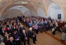 Utenos kraštiečiai Vilniuje tradicijų nekeičia