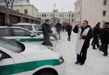 Į Uteną atriedėjo 16 naujų policijai skirtų tarnybinių automobilių