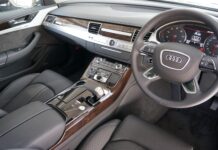 Specialistai nepritaria dešiniavairių automobilių įteisinimui