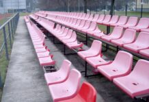 Nustatyti Ignalinoje stadiono kėdes laužę nepilnamečiai