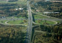 Dėl privažiavimo prie žemės sklypų – administracinė tvarka
