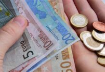 Kaimynė surinko pinigus, tačiau savo įsipareigojimo neįvykdė