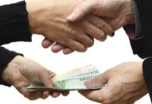 Už rinkėjų balsų pirkimą nubaustos dvi uteniškės