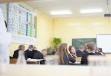 Atšaukė mokslo metų ilginimą