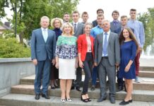 Apdovanoti geriausi Utenos abiturientai