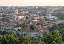 Didieji miestai išlaiko rajonus