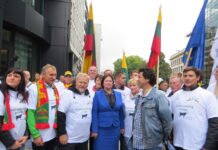 Briuselyje protestuojančius ūkininkus palaiko ir uteniškiai