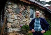 Droničėnuose gyvenančiam kalviui – žemdirbystė svetima