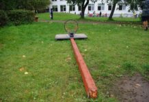 Į vaikų darželį nusitaikė piktavaliai