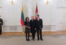 Prezidentūroje apdovanoti uteniškiai