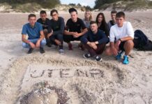Išvyka prie jūros gimnazistams neprailgo