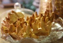 Karališkajai šeimai – lietuviškas šakotis