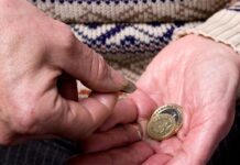 Apsispręsta: pensijos didės nuo sausio 1 dienos