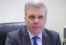 Nušalinimą nuo pareigų meras išnaudoja poilsiui Tenerifės saloje