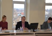 Savivaldybė tapo VMI skolininke, posėdyje – pensininkės ašaros