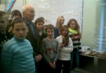 Buvęs mokyklos direktorius A. Štaras pristatė medžio dirbinius