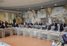 Vyko Utenos rajono savivaldybės tarybos posėdis