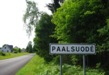 Žalčių globojamo kaimo ramybę drumsčia ilgapirščiai