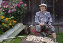 Kaimynuose vyrai – tarsi reti brangakmeniai