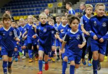 Sezonas užbaigtas spalvinga švente