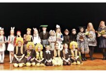 Teatro sceną Utenoje užvaldė „Šimtakojis“