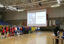 Futbolo legendą pagerbė turnyru