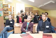Prasidės konsultacijos dėl mokslo metų trukmės
