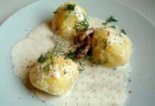 Varškės kukuliai su vištiena