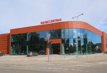 Utenoje atidaromas modernus baldų centras!