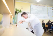 Šiemet – rekordinis skaičius stojančiųjų į pedagogikos krypties profesines studijas