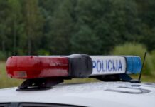 Kuktiškių miestelio gyventojai Kalėdos smarkiai apkarto