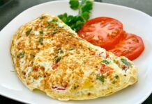 Omletas su pomidorais ir cukinija