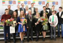 Kovo 11-ąją rajono valdžia atidavė duoklę jaunimui