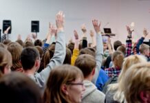 Prasideda priėmimas į aukštąsias ir profesines mokyklas