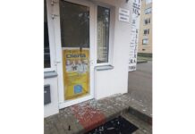 Nuo vandalų nukentėjo „Utenos dienos“ redakcija, ieškoma liudininkų