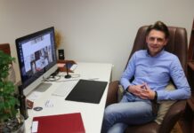 Talentingas grafikas nesistengia savęs įsprausti į griežtus rėmus