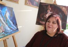 Aukštaitės menininkės kūrybai originalumo teikia lietuviški linai