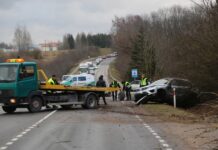 Vienas nepastebėjo, kitas lėkė lyg akis išdegęs