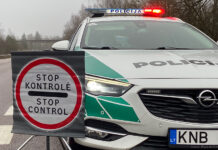 Policijos pareigūnai pradeda griežtą karantino reikalavimų kontrolę