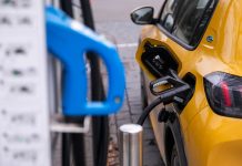 Išmokėtos kompensacijos už 1000 elektromobilių
