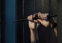 Atversta byla dėl pasikėsinimo nužudyti