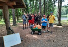 Užpalių jaunimas sudalyvavo „šiukšlių medžioklėje“ – sutvarkę stovyklavietę iškart ją ir išbandė