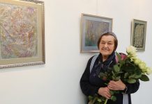 Niūrų rudenišką vaizdą sušildė vasaros žydėjimai