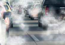 Aplinkosaugininkai jau pradėjo tikrinti automobilių taršą