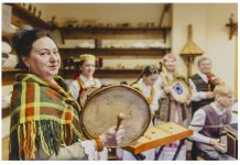 Rytų Aukštaitijoje atgaivinta būgnijimo kūlele tradicija