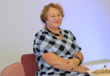 Rūtos Mikulėnaitės-Jonuškienės knygos posmuose – gyvenimo keliai, klaidos ir kančia