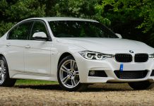 BMW istorija: kaip susiformavo šio prekės ženklo ikoniškas įvaizdis?