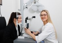 Regos specialistai Utenoje: naujas optikos salonas, kuris keičia požiūrį į akių sveikatą