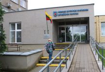 Gydymo įstaigos skelbia keturių mėnesių gydytojų darbo grafikus